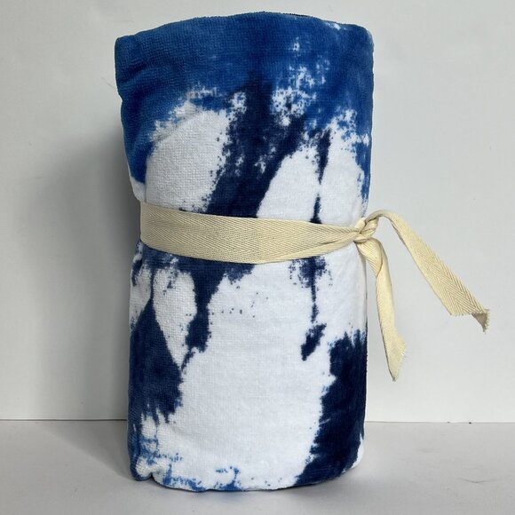 POTTERY BARN TEEN Set of 2 Tie Dye Burst Beach Towels BLUE/NAVY NEW PB TEEN - Picture 6 of 11